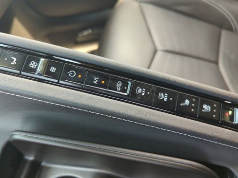 Used 2024 Chevrolet Corvette Stingray Preferred Cpe w/ Battery Protection Package image 30