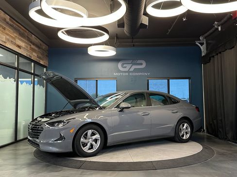 Used 2020 Hyundai Sonata SE FWD image 24