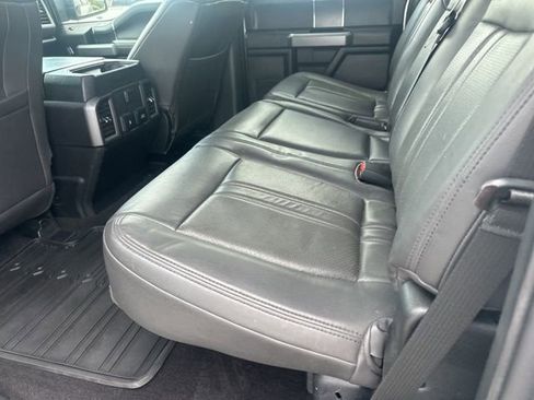 Used 2018 Ford F150 XLT w/ Equipment Group 302A Luxury image 17