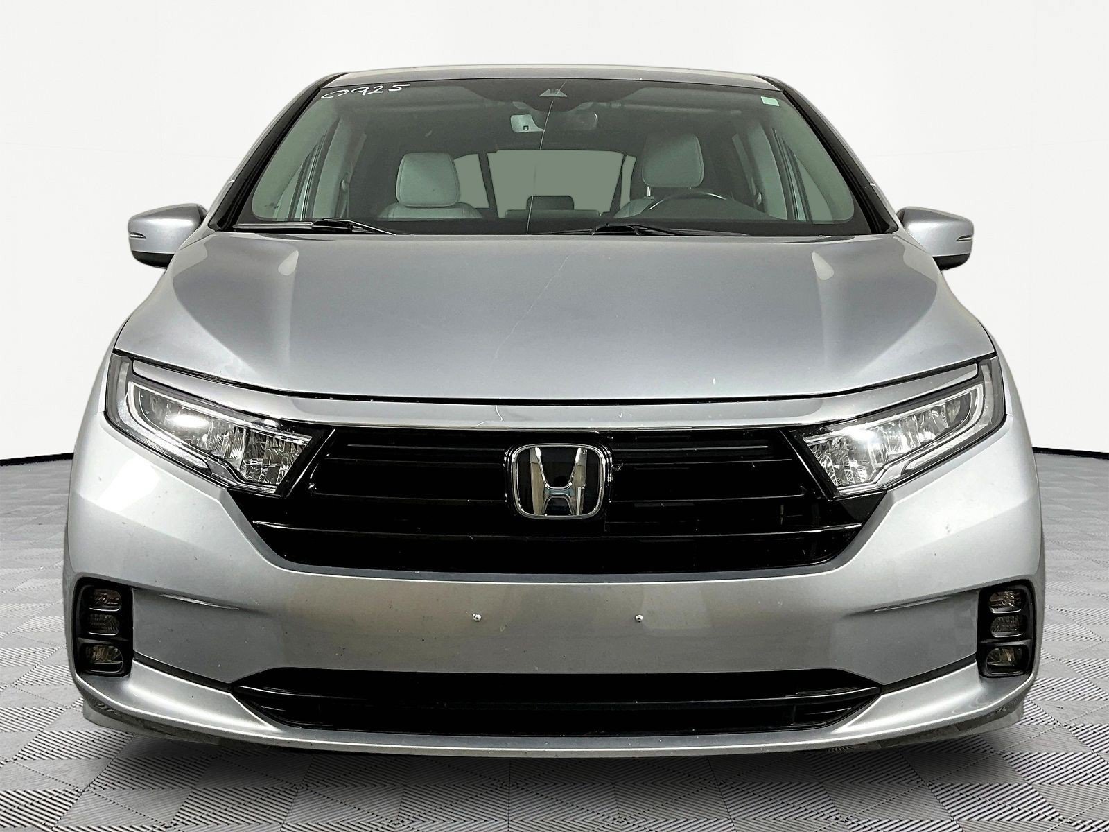 Used 2023 Honda Odyssey EX-L image 2