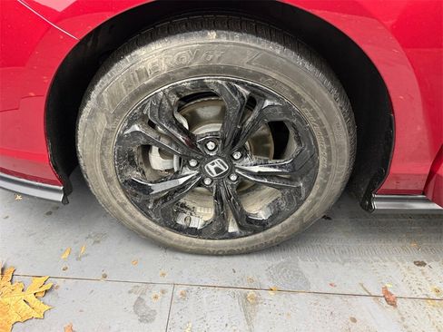 Used 2025 Honda Accord SE image 38