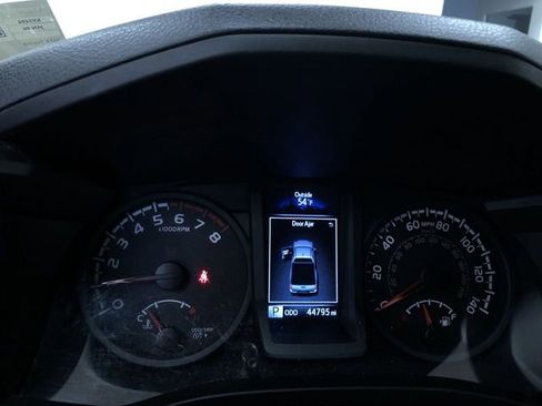 Certified 2019 Toyota Tacoma SR image 23