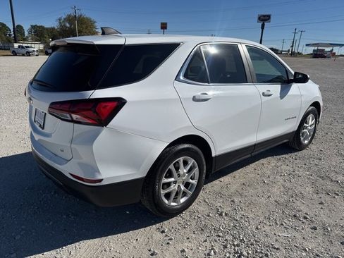 Used 2024 Chevrolet Equinox LT image 6