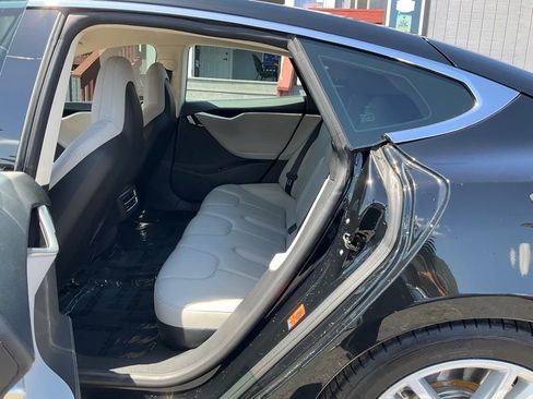 Used 2014 Tesla Model S P85 RWD image 25