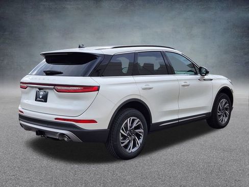 New 2026 Lincoln Corsair Premiere w/ Towing Package image 7