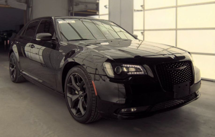 Used 2022 Chrysler 300 S RWD image 1