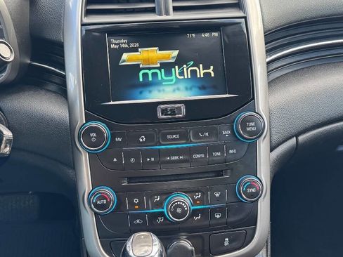 Used 2015 Chevrolet Malibu LT FWD image 16
