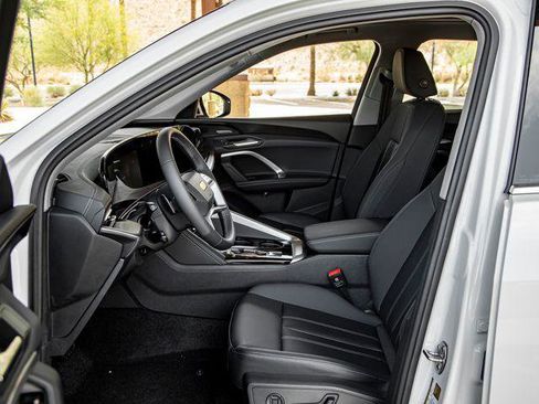 Certified 2025 Audi Q5 Premium Plus w/ Premium Plus image 13