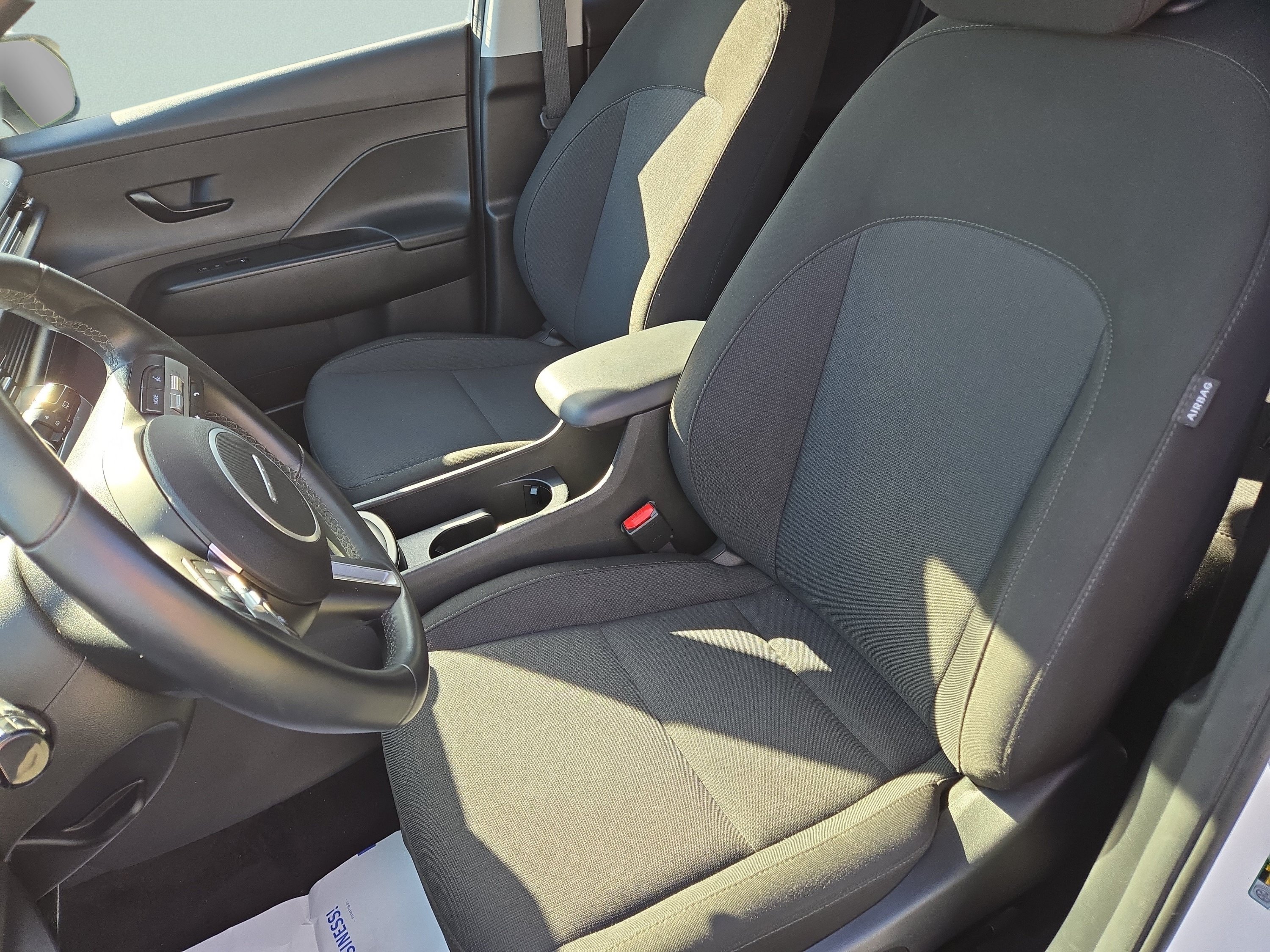 Used 2025 Hyundai Kona SEL AWD/4WD image 13