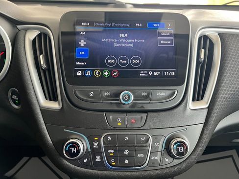 Used 2023 Chevrolet Malibu LT image 21