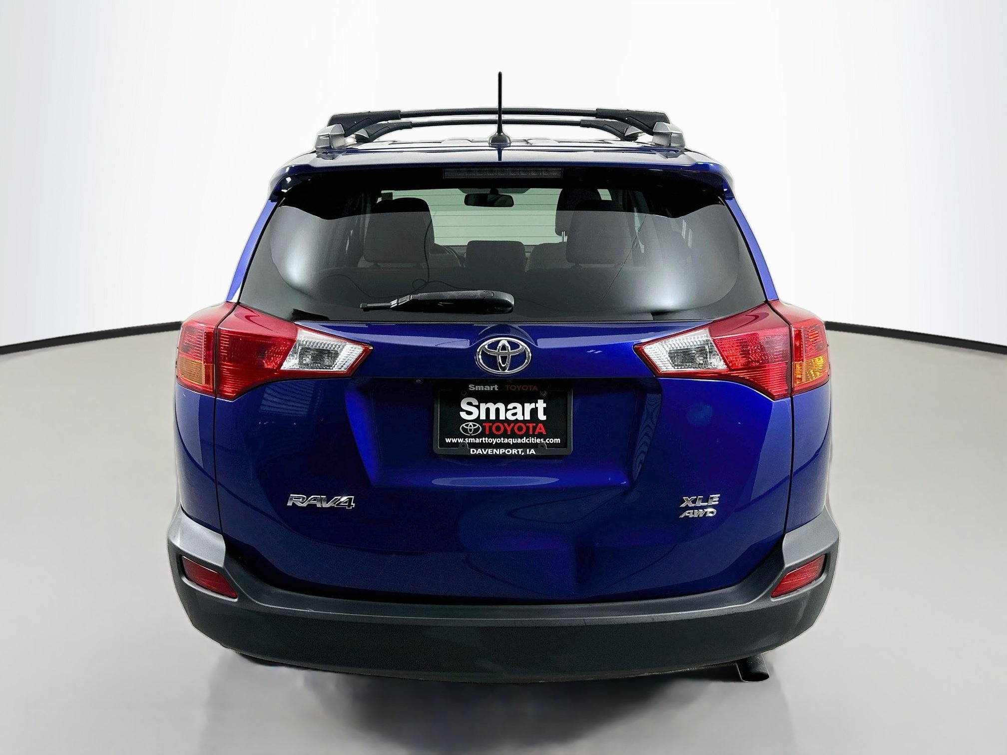 Used 2015 Toyota RAV4 XLE AWD/4WD image 6