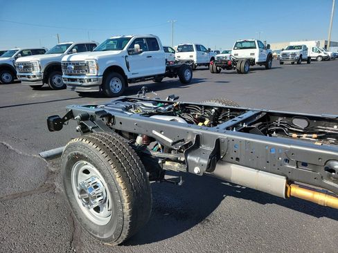 New 2026 Ford F350 XL w/ XL Chrome Package image 10
