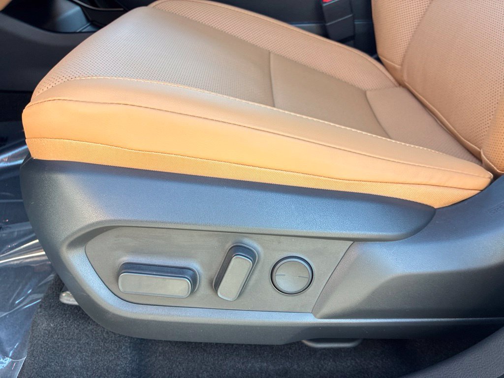 Certified 2026 Lexus ES 350e w/ Convenience Package FWD image 18