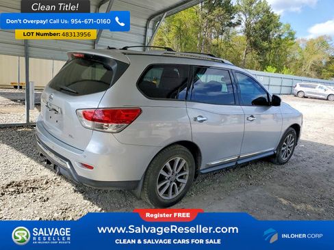 Used 2015 Nissan Pathfinder SL w/ SL Tech Package image 2
