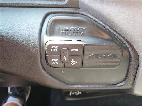 Used 2024 RAM 2500 Big Horn w/ Off Road Package AWD/4WD image 20