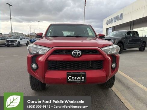Used 2018 Toyota 4Runner SR5 Premium image 18