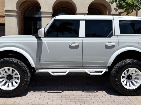 Used 2026 Ford Bronco Outer Banks AWD/4WD image 4