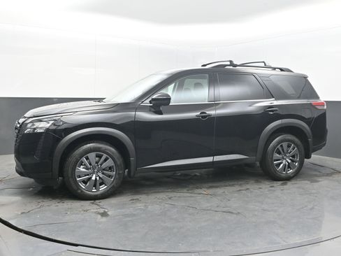 New 2026 Nissan Pathfinder SV AWD/4WD image 4
