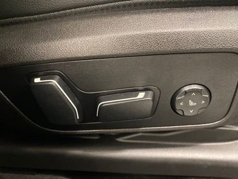 Used 2024 BMW X3 xDrive30i w/ Convenience Package image 42