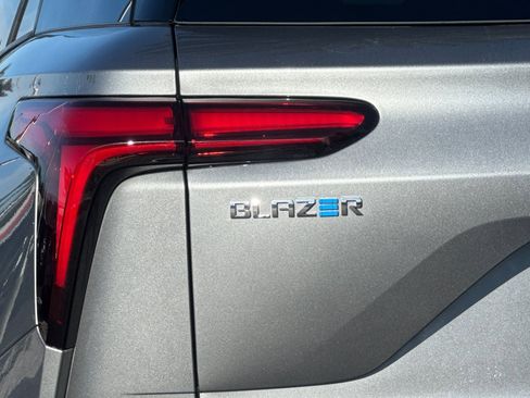 Used 2026 Chevrolet Blazer EV LT image 51