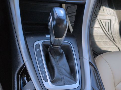 Used 2013 Ford Fusion SE image 24