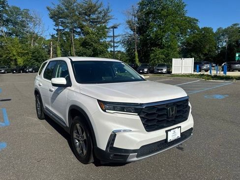 Used 2023 Honda Pilot EX-L image 10