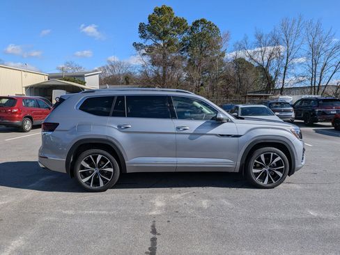 New 2026 Volkswagen Atlas SEL Premium R-Line image 2