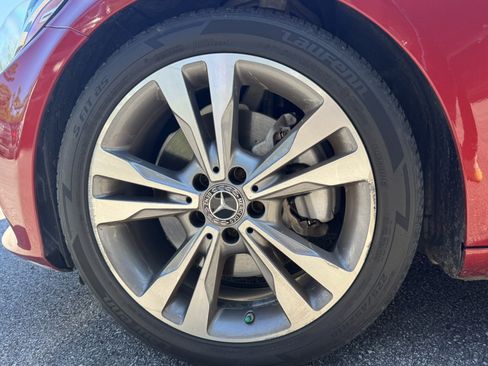 Used 2018 Mercedes-Benz C 300 Sedan w/ Parking Assist Package image 14