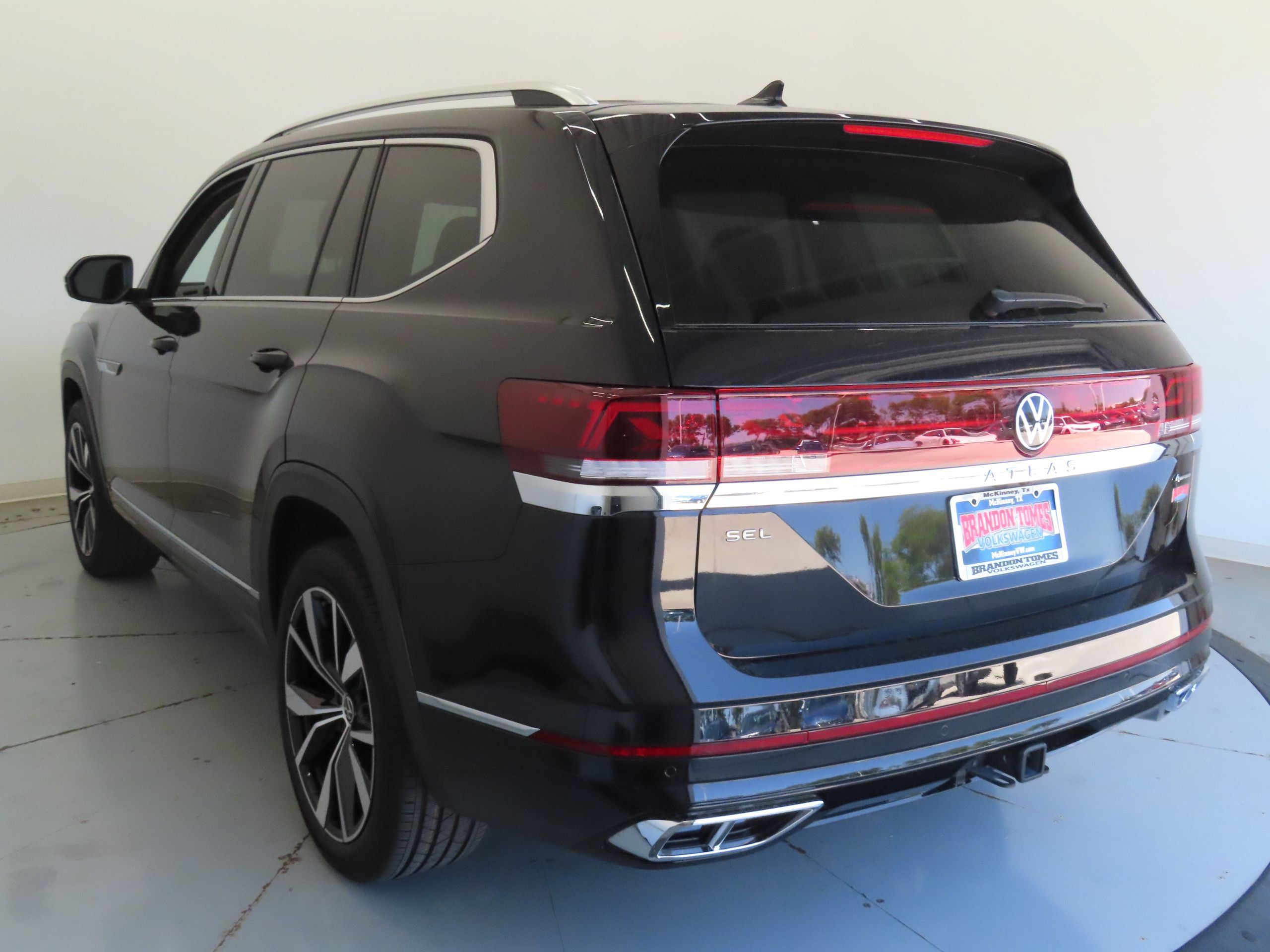 New 2025 Volkswagen Atlas SEL Premium R-Line AWD/4WD image 6