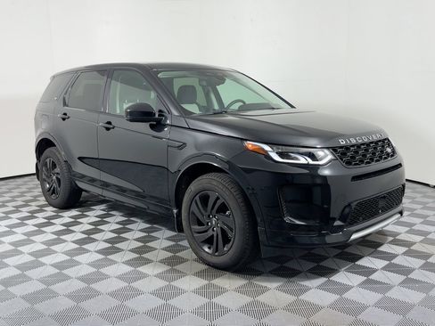 Certified 2024 Land Rover Discovery Sport S image 6