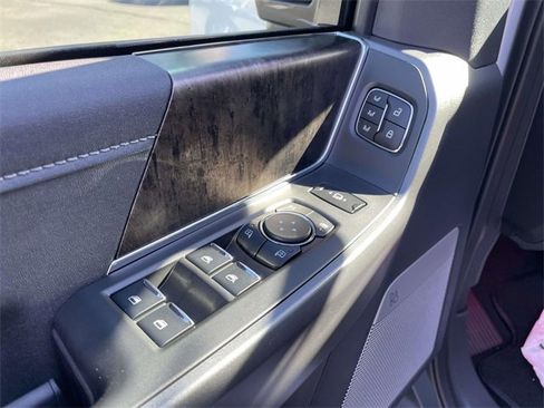 New 2026 Ford F250 Lariat w/ Black Appearance Package image 14
