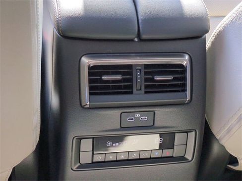 New 2025 MAZDA CX-90 3.3 Turbo w/ Preferred Package image 22