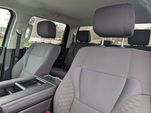 Used 2024 Toyota Tundra SR5 w/ SR5 Convenience Package AWD/4WD image 16