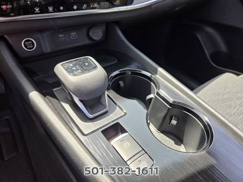 Used 2023 Nissan Rogue SV FWD image 26