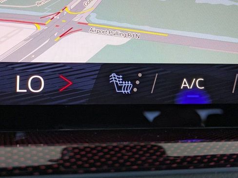 Used 2026 Chevrolet Traverse Z71 w/ Enhanced Driving Package image 33