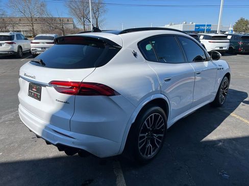 Used 2023 Maserati Grecale Modena image 4