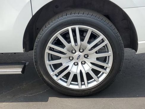 Used 2023 Ford Expedition Max Platinum AWD/4WD image 8