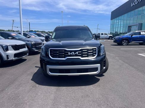 Certified 2025 Kia Telluride S FWD image 8