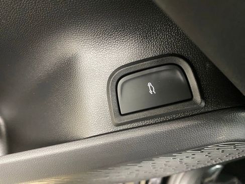 New 2026 Chevrolet Equinox LT image 23