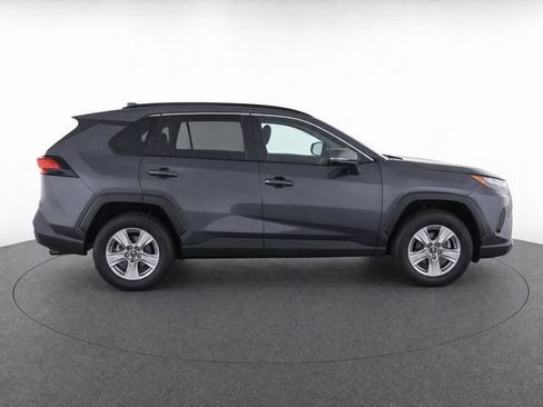 Used 2025 Toyota RAV4 XLE AWD/4WD image 8