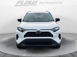 Used 2021 Toyota RAV4 LE video 2
