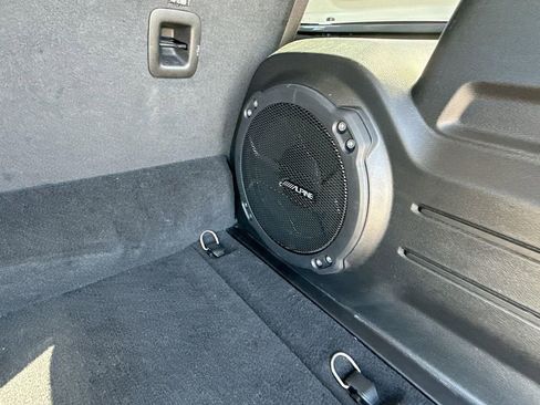 Used 2021 Jeep Wrangler Unlimited Rubicon 4xe w/ Steel Bumper Group image 31