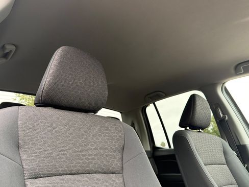 Used 2025 Honda Ridgeline Sport image 18