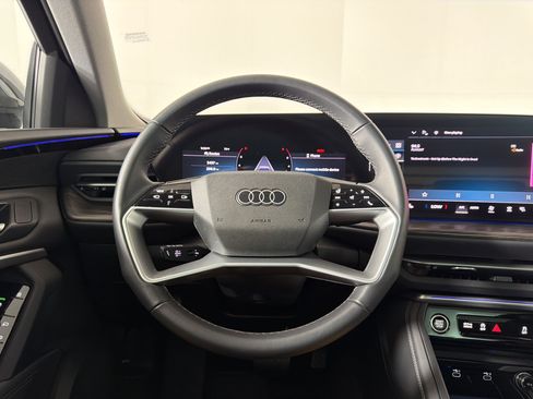 Used 2025 Audi Q5 Premium w/ Convenience Package AWD/4WD image 15