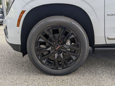 New 2026 GMC Yukon XL Denali w/ Sun & Power Step Package AWD/4WD image 26