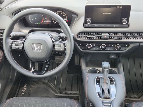 Used 2025 Honda HR-V Sport image 31