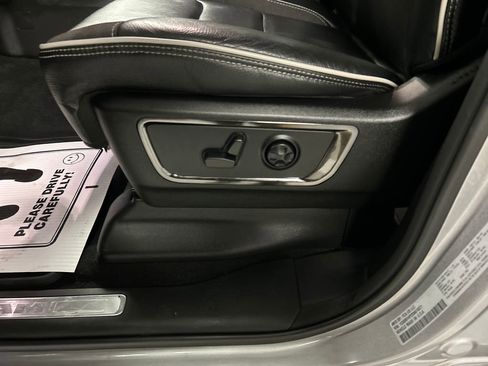 Used 2025 RAM 1500 Limited image 13