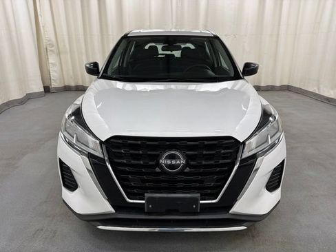 Used 2024 Nissan Kicks S FWD image 8