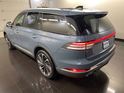 New 2026 Lincoln Aviator Reserve image 4