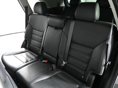 Used 2017 Kia Sorento EX w/ EX Advanced Touring Package image 15